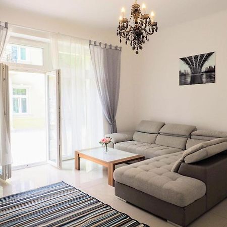 City Villa Schoenbrunn Apartments - Contactless 24H Check-In Vídeň Exteriér fotografie