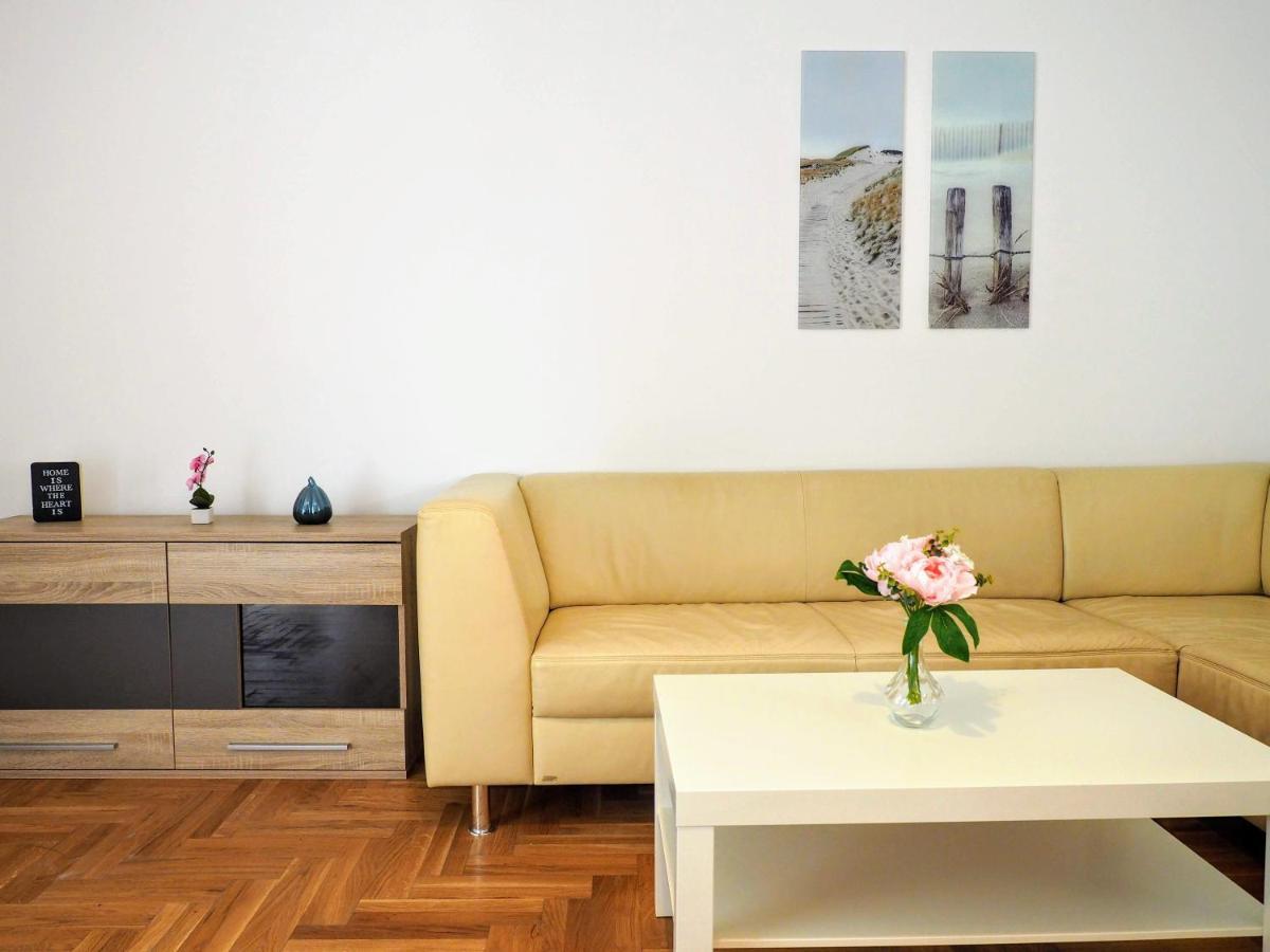 City Villa Schoenbrunn Apartments - Contactless 24H Check-In Vídeň Exteriér fotografie