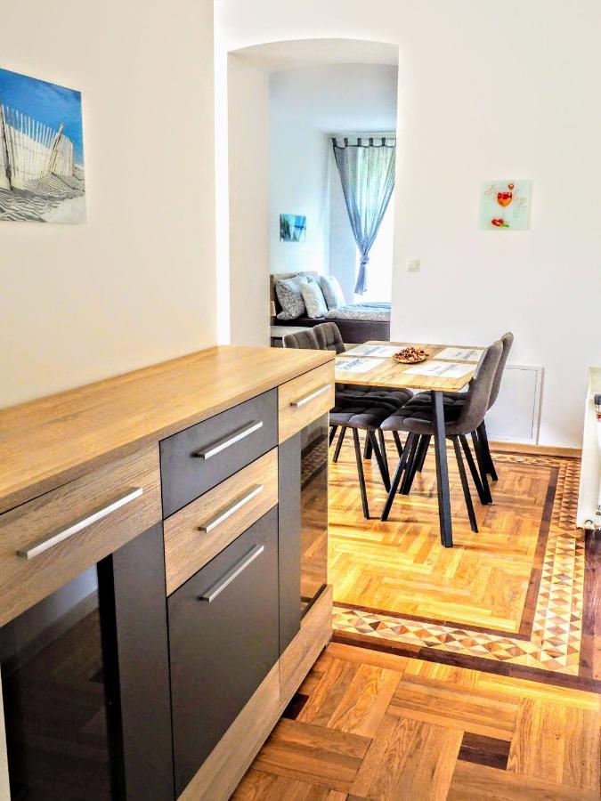 City Villa Schoenbrunn Apartments - Contactless 24H Check-In Vídeň Exteriér fotografie